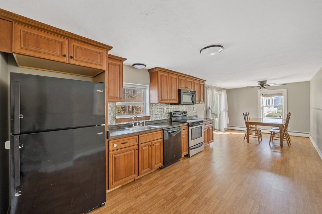 409 County Road Hanson, MA 02341 - Photo 8 of 22 Gallery Image 8