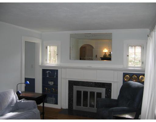11 Conrad Road Melrose, MA 02176 - Photo 3 of 9 Gallery Image 3