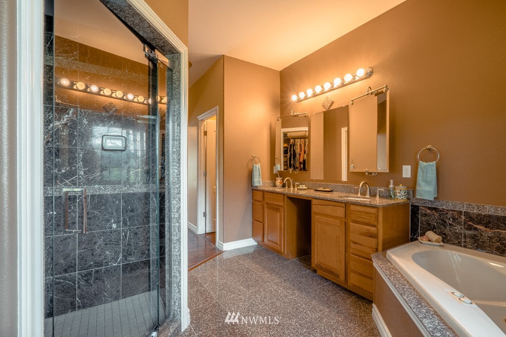 17166 Dike Road Mount Vernon, WA 98273 - Photo 13 of 25 Gallery Image 13