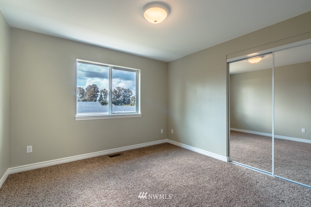 17166 Dike Road Mount Vernon, WA 98273 - Photo 17 of 25 Gallery Image 17