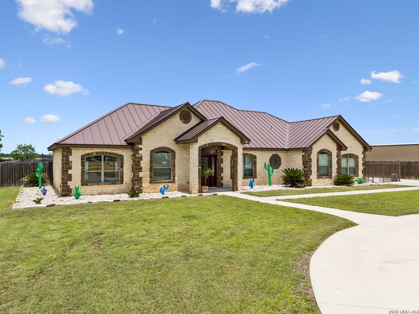 324 Kimbrough Road Seguin, TX 78155 - Photo 5 of 61