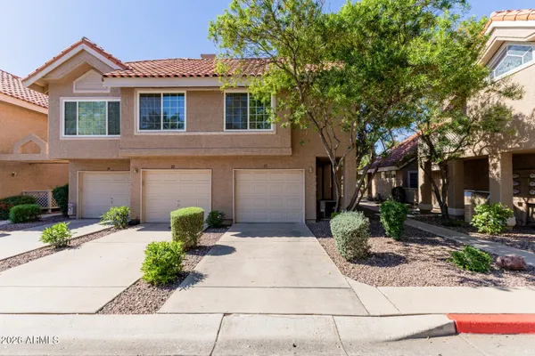 $300,000 | 1633 East Lakeside Drive, Unit 27, Gilbert, AZ 85234