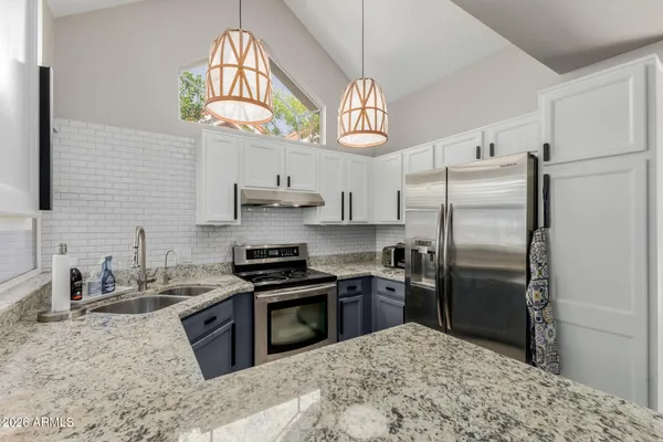 $300,000 | 1633 East Lakeside Drive, Unit 27, Gilbert, AZ 85234