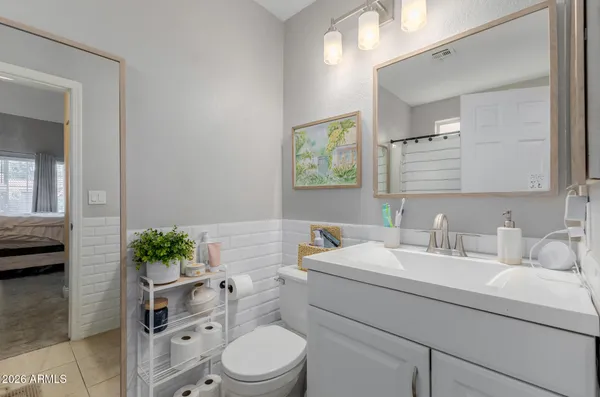 $300,000 | 1633 East Lakeside Drive, Unit 27, Gilbert, AZ 85234
