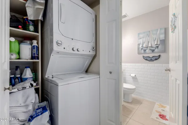 $300,000 | 1633 East Lakeside Drive, Unit 27, Gilbert, AZ 85234