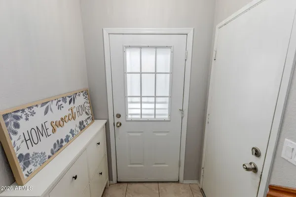 $300,000 | 1633 East Lakeside Drive, Unit 27, Gilbert, AZ 85234