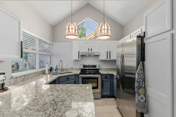 $300,000 | 1633 East Lakeside Drive, Unit 27, Gilbert, AZ 85234