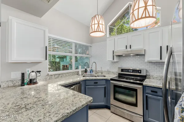 $300,000 | 1633 East Lakeside Drive, Unit 27, Gilbert, AZ 85234