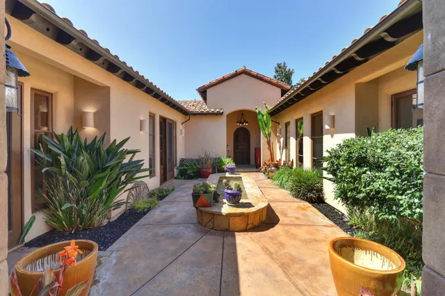 $2,495,950 | 650 Mystic Lane, Sacramento, CA 95864