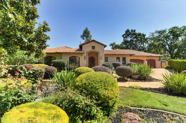 $2,495,950 | 650 Mystic Lane, Sacramento, CA 95864