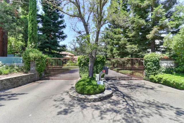 $2,495,950 | 650 Mystic Lane, Sacramento, CA 95864