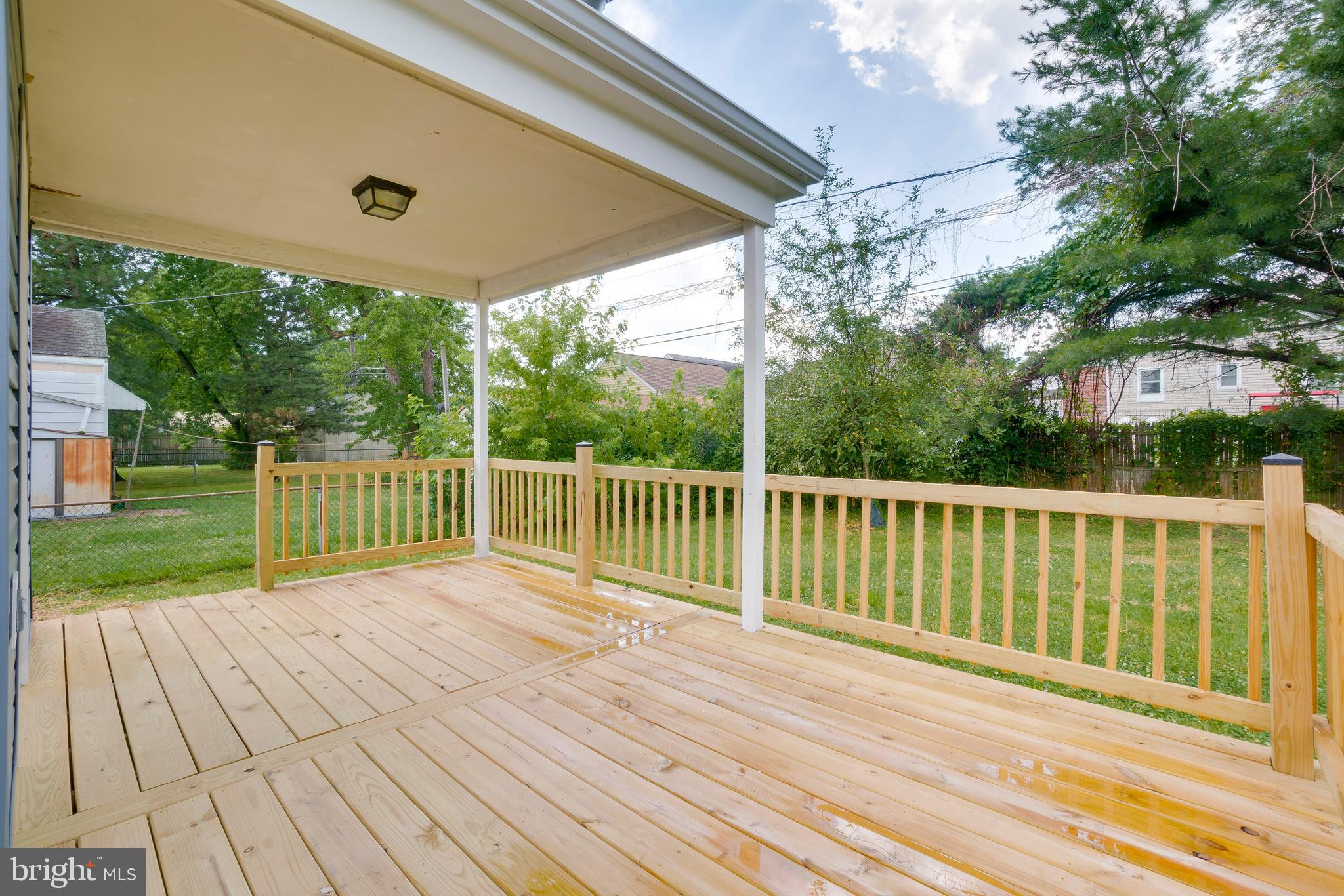 2521 West Woodwell Road Baltimore, MD 21222 - Photo 19 of 20 Rear Deck