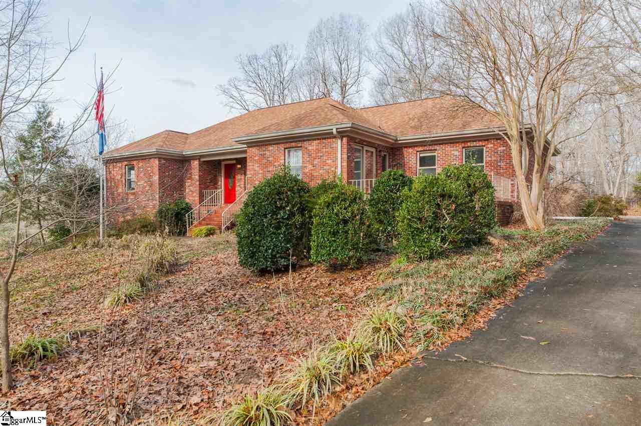 2191 Cooley Road Gray Court, SC 29645 - Photo 3 of 35