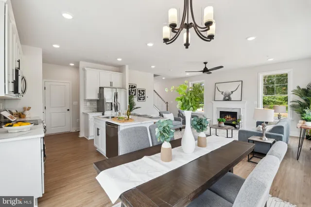 $529,990 | 7715 Woodlawn Avenue, Pasadena, MD 21122