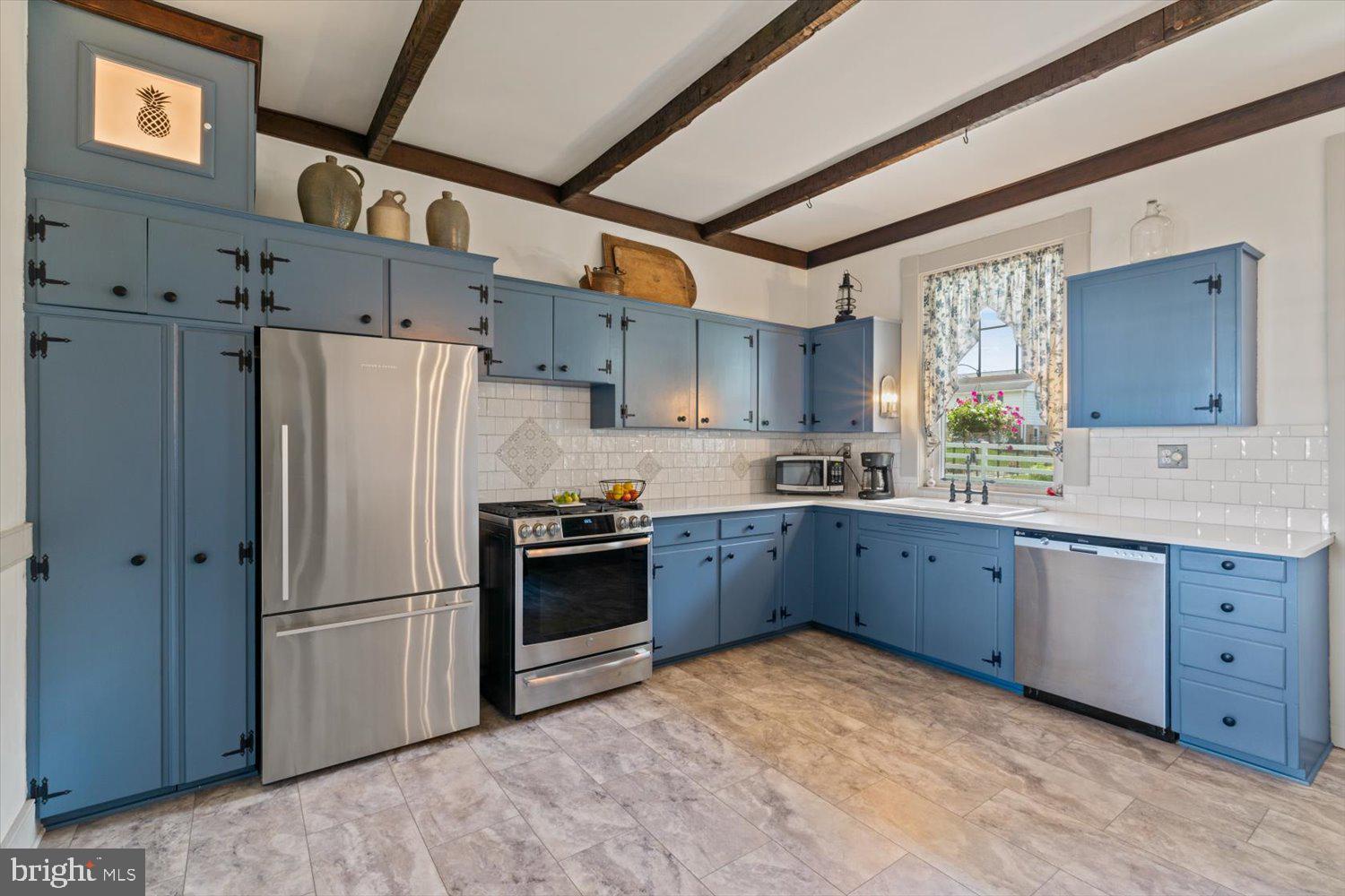 651 Union School Road Mount Joy, PA 17552 - Photo 25 of 59 Gas range and high end fridge