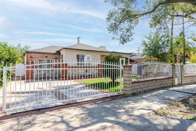 $3,850 | 8108 Lemona Avenue, Panorama City, CA 91402