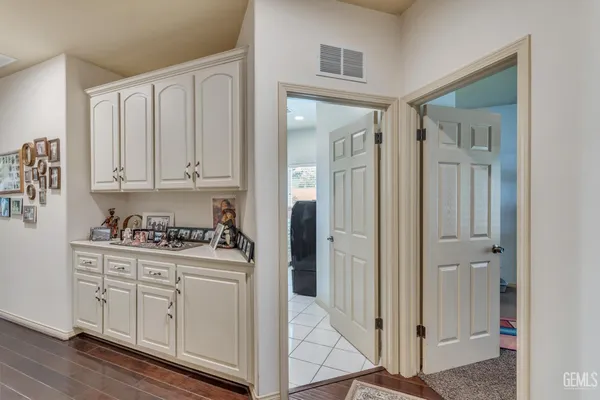 $969,000 | Undisclosed Address, Bakersfield, CA 93312