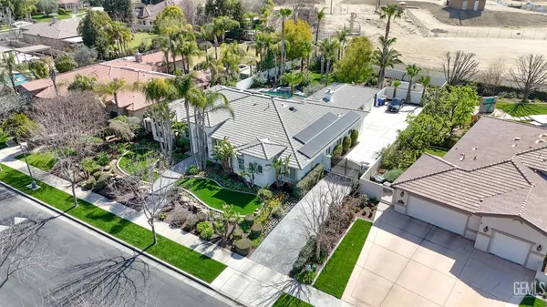 $969,000 | Undisclosed Address, Bakersfield, CA 93312