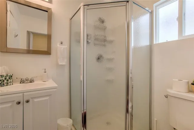 $1,300 | 308 North 10th Street, Unit B, Las Vegas, NV 89101