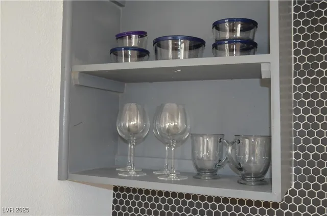 $1,300 | 308 North 10th Street, Unit B, Las Vegas, NV 89101