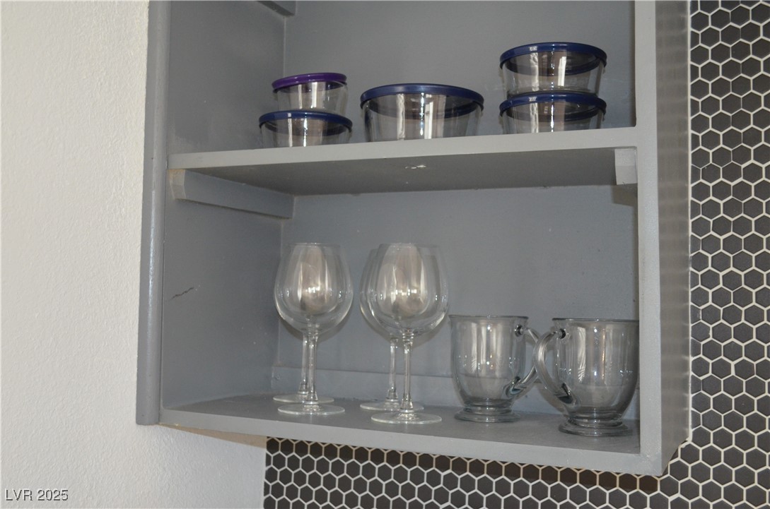 308 North 10th Street, Unit B Las Vegas, NV 89101 - Photo 5 of 17 Detailed view