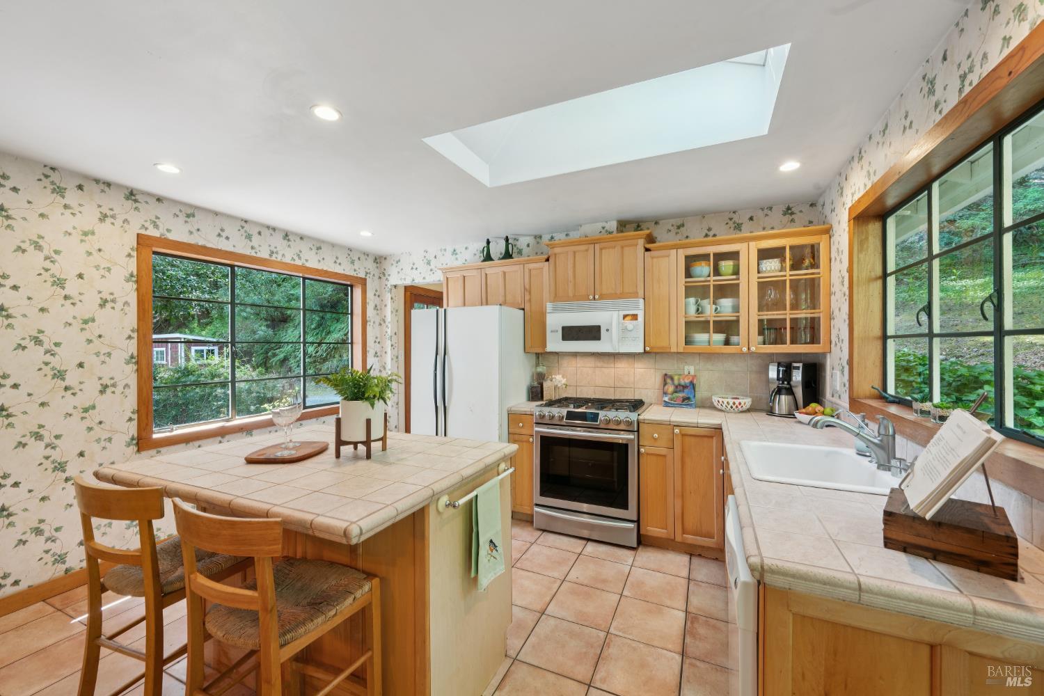 1311 West Dry Creek Road Healdsburg, CA 95448 - Photo 14 of 51