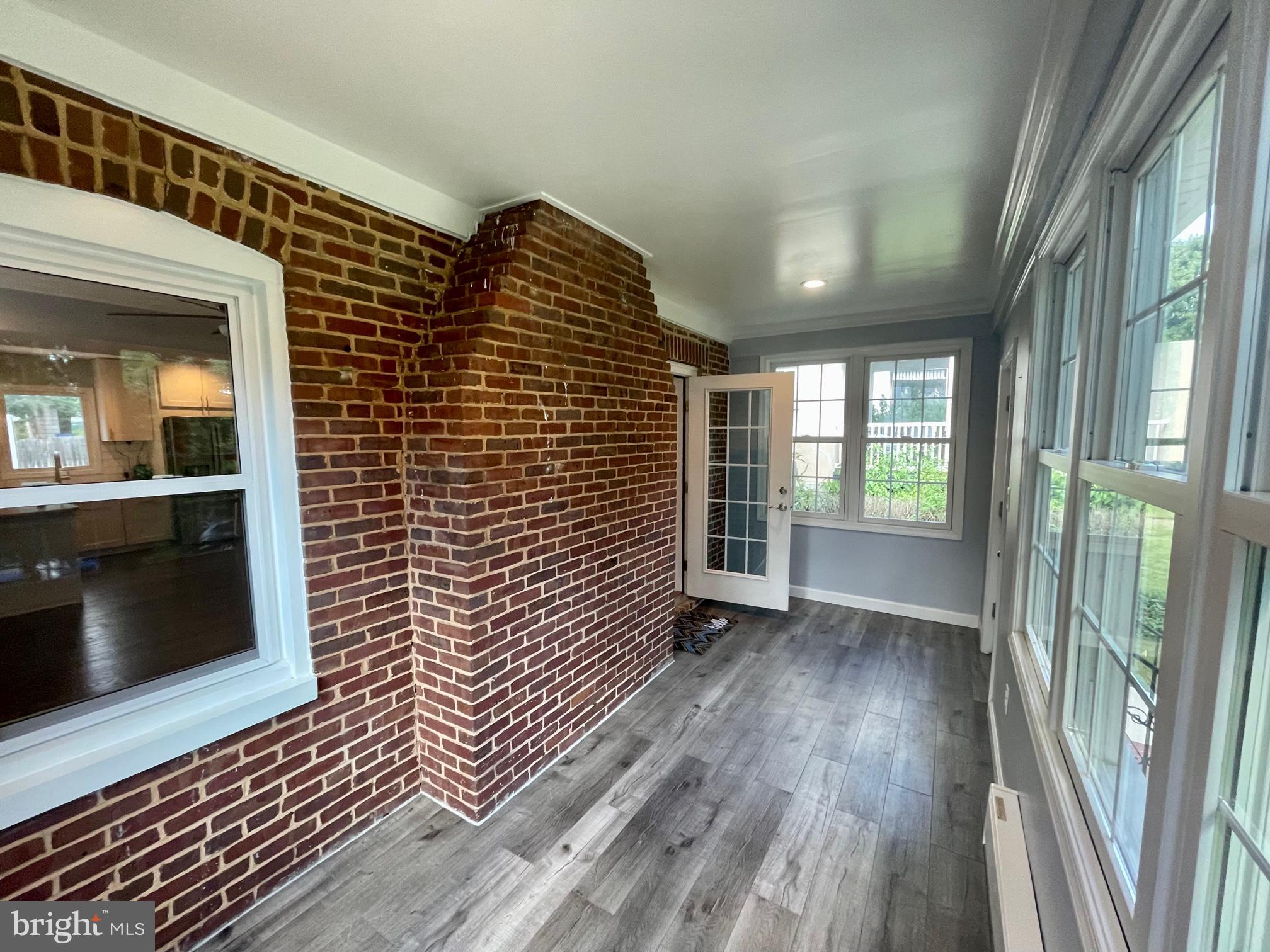 1316 Asbury Road Baltimore, MD 21209 - Photo 15 of 33