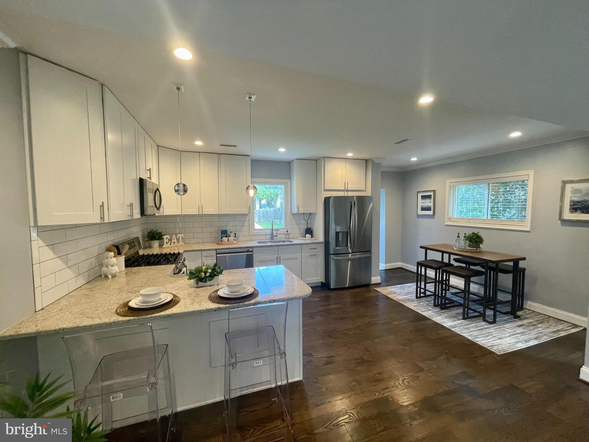 1316 Asbury Road Baltimore, MD 21209 - Photo 6 of 33