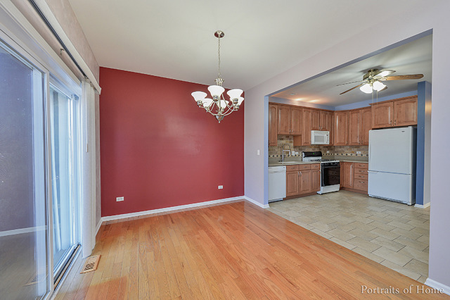 1518 Keystone Court Elgin, IL 60120 - Photo 5 of 16