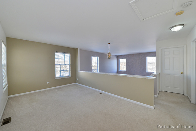 1518 Keystone Court Elgin, IL 60120 - Photo 8 of 16