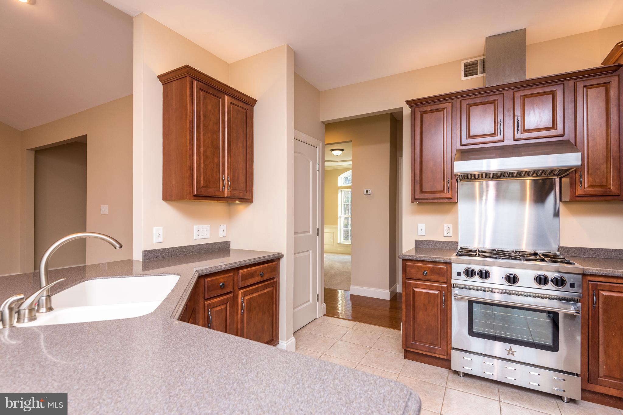 309 Quaker Hill Road Morgantown, PA 19543 - Photo 17 of 43 Kitchen - Corian Counter w/ Cascading Edge