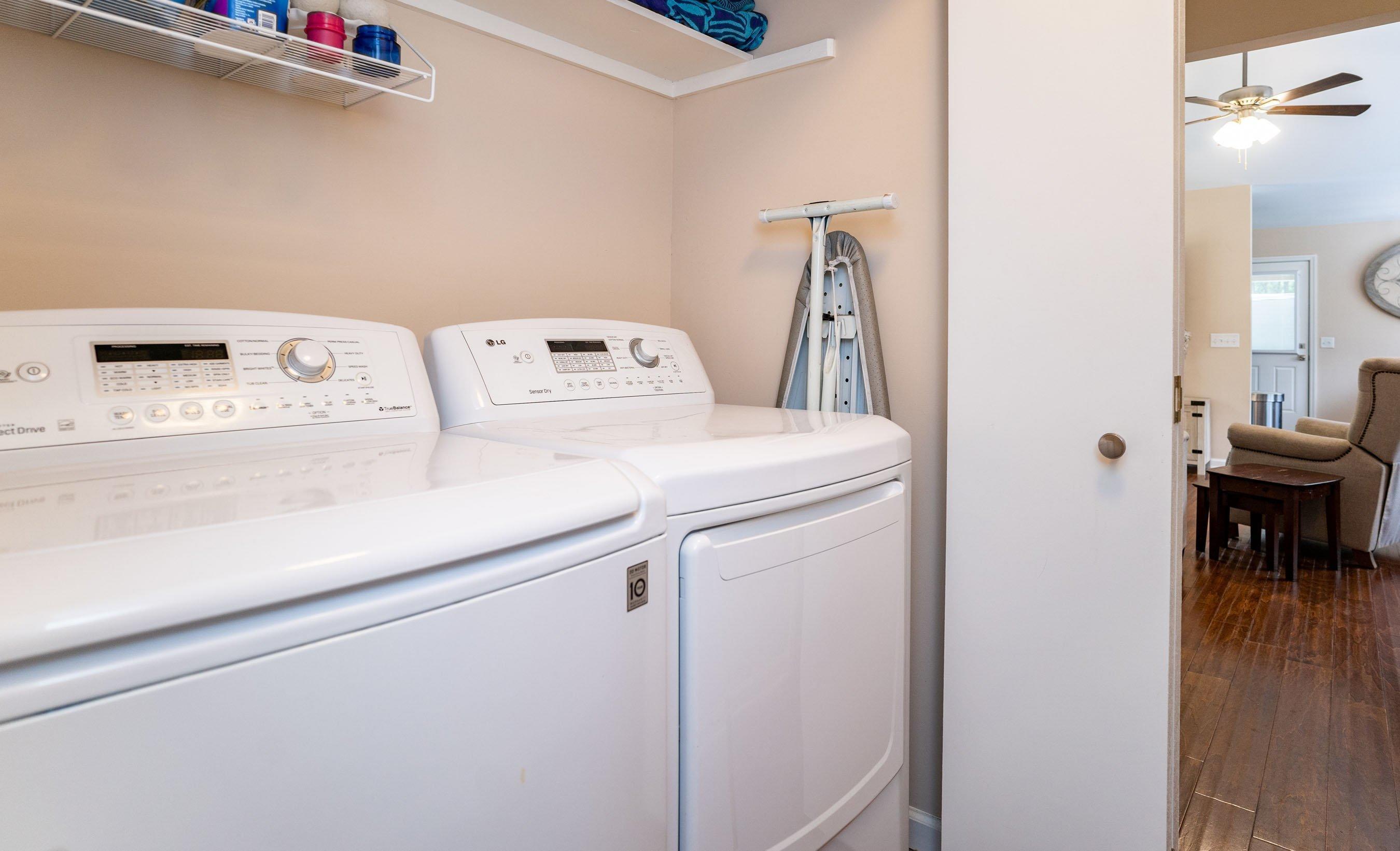 96 State Rd S-7-578 Beaufort, SC 29907 - Photo 27 of 33 Laundry
