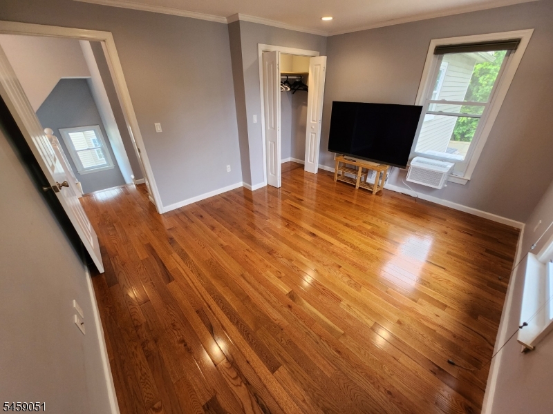 616 Center Street Dunellen, NJ 08812 - Photo 21 of 30 Gallery Image 21