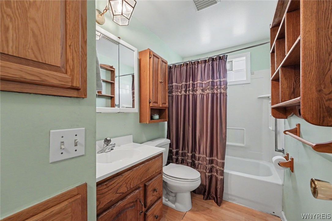 233 Dean Road Cheektowaga, NY 14043 - Photo 22 of 33