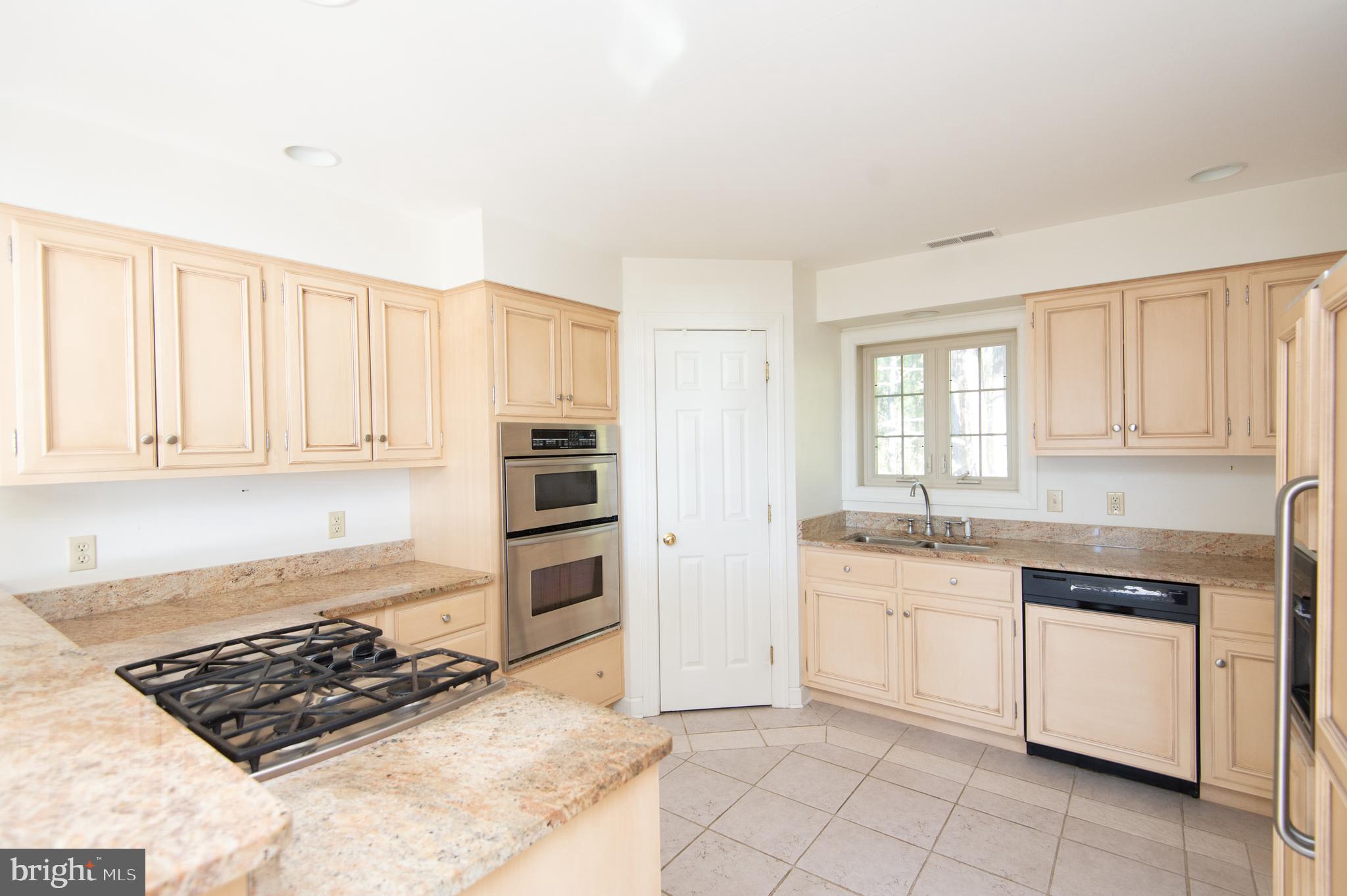 5124 Brooks Road Woolford, MD 21677 - Photo 6 of 70 kitchen