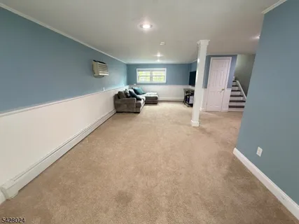 $675,000 | 15 Windsor Drive, Oak Ridge, NJ 07438