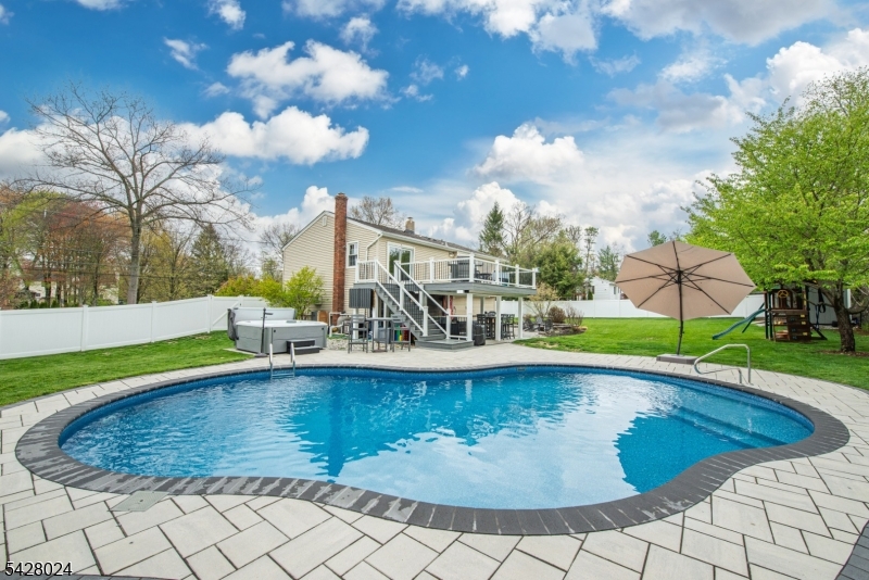 15 Windsor Drive Oak Ridge, NJ 07438 - Photo 25 of 49