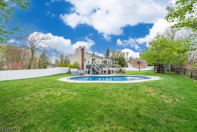 15 Windsor Drive Oak Ridge, NJ 07438 - Photo 26 of 49