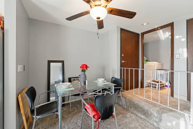 $200,000 | 756 Rodenburg Road, Unit 1C, Roselle, IL 60172