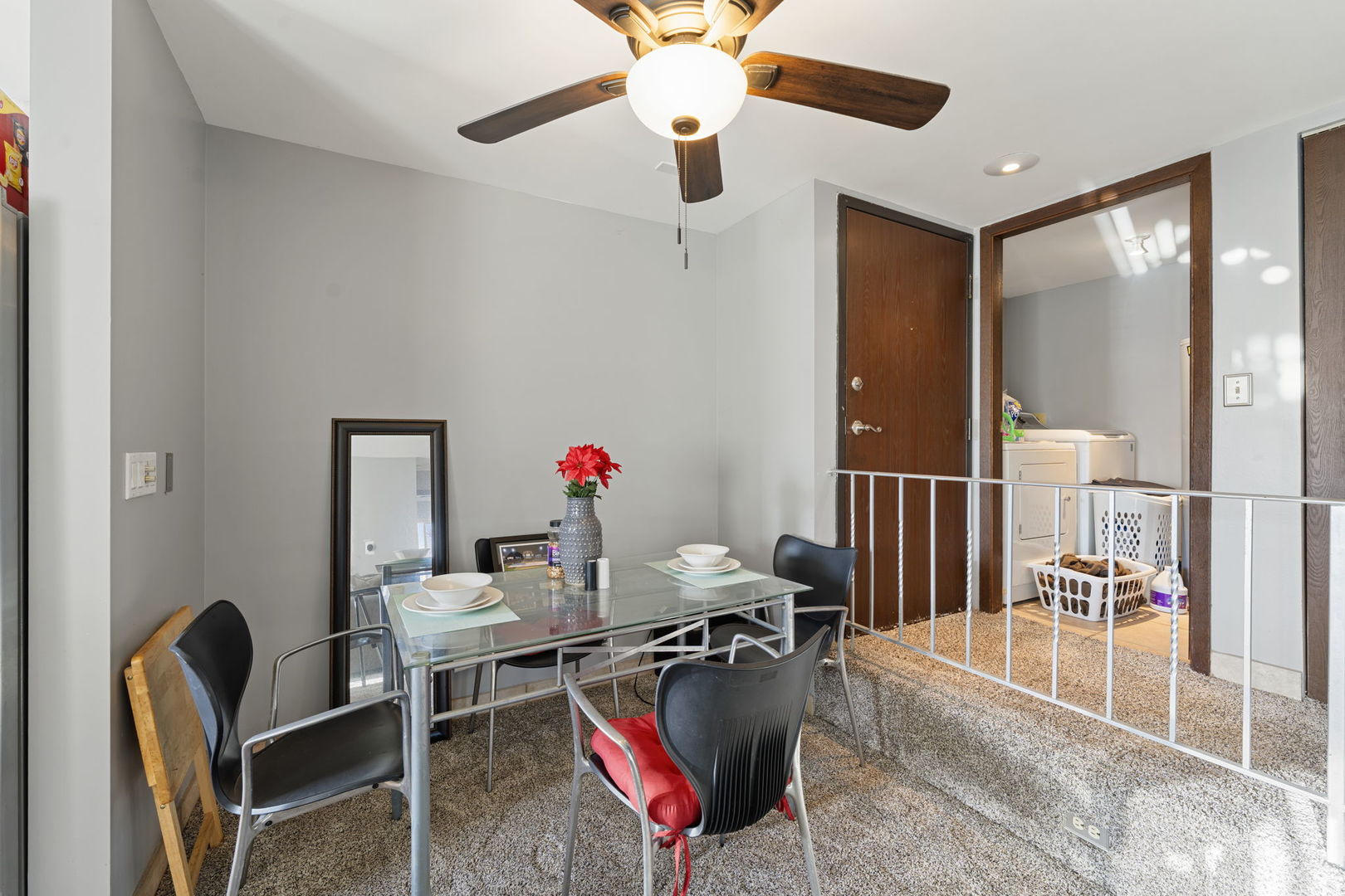 756 Rodenburg Road, Unit 1C Roselle, IL 60172 - Photo 3 of 28 a living room with furniture