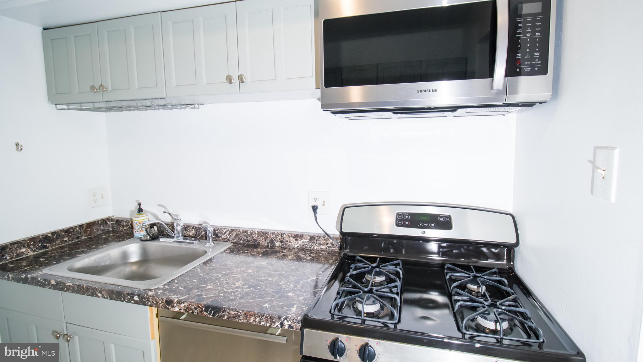 11602 Vantage Hill Road, Unit 2A Reston, VA 20190 - Photo 5 of 19