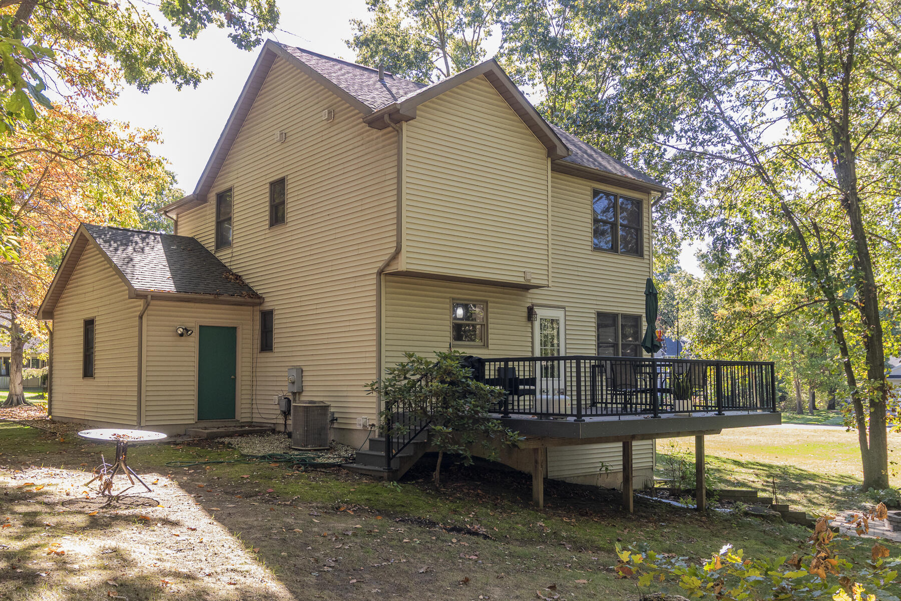 3894 Whitney Court Kalamazoo, MI 49009 - Photo 35 of 45 3894Whitney-67
