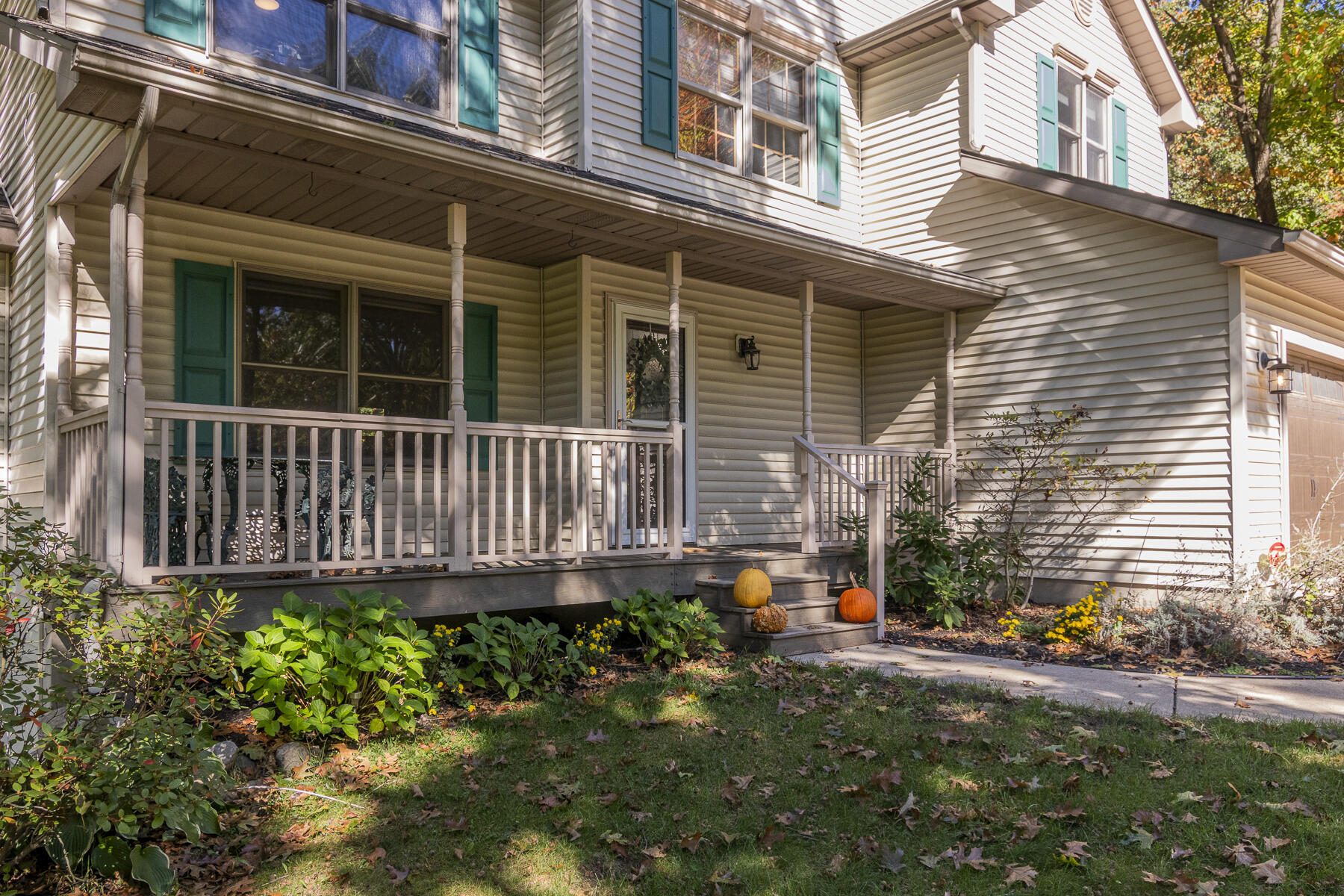 3894 Whitney Court Kalamazoo, MI 49009 - Photo 38 of 45 3894Whitney-77