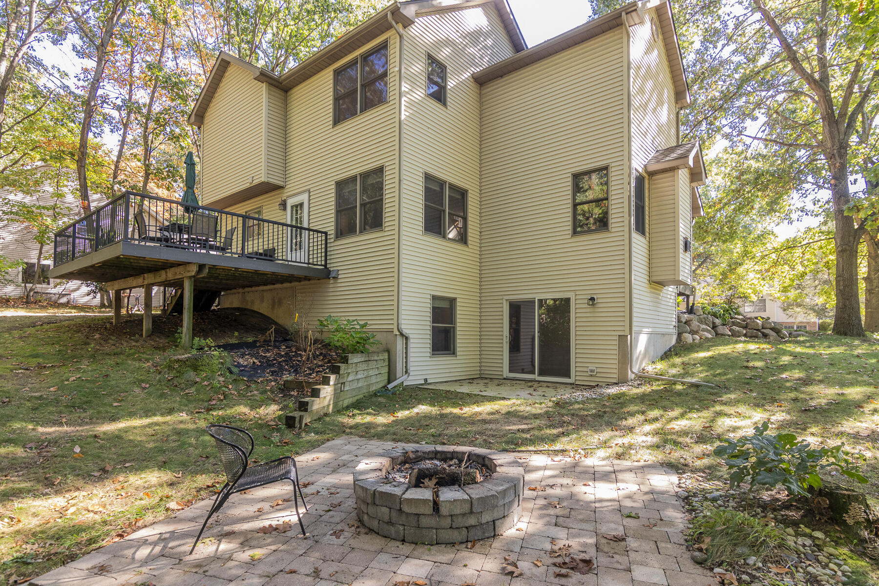 3894 Whitney Court Kalamazoo, MI 49009 - Photo 43 of 45 3894Whitney-62