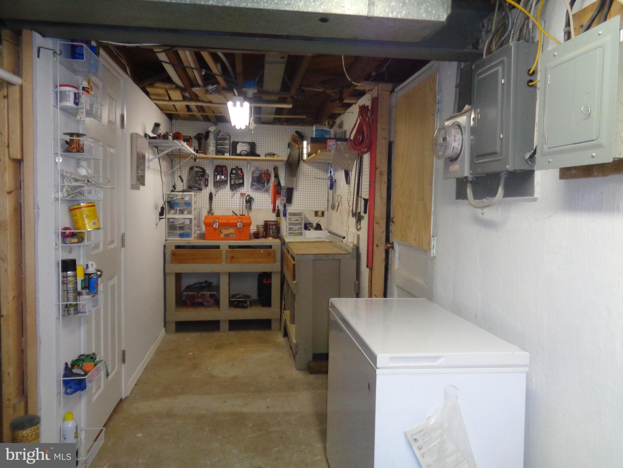 44 East Timonium Road Lutherville-Timonium, MD 21093 - Photo 37 of 48 Utility room/laundry room