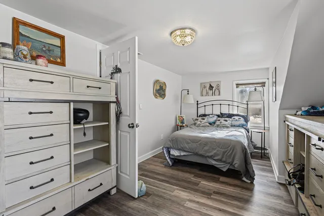 $389,000 | 5875 Walnut Avenue, Downers Grove, IL 60516