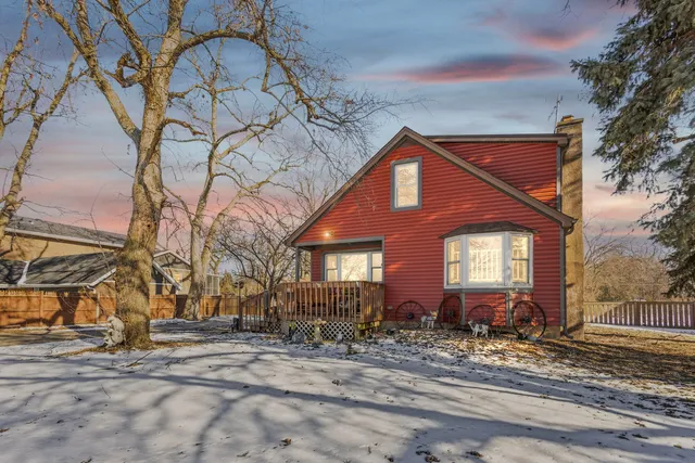 $389,000 | 5875 Walnut Avenue, Downers Grove, IL 60516