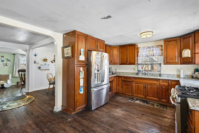 $389,000 | 5875 Walnut Avenue, Downers Grove, IL 60516