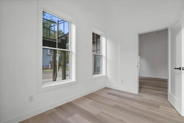 $269,900 | 308 Oak Street, Unit 101, Slinger, WI 53086