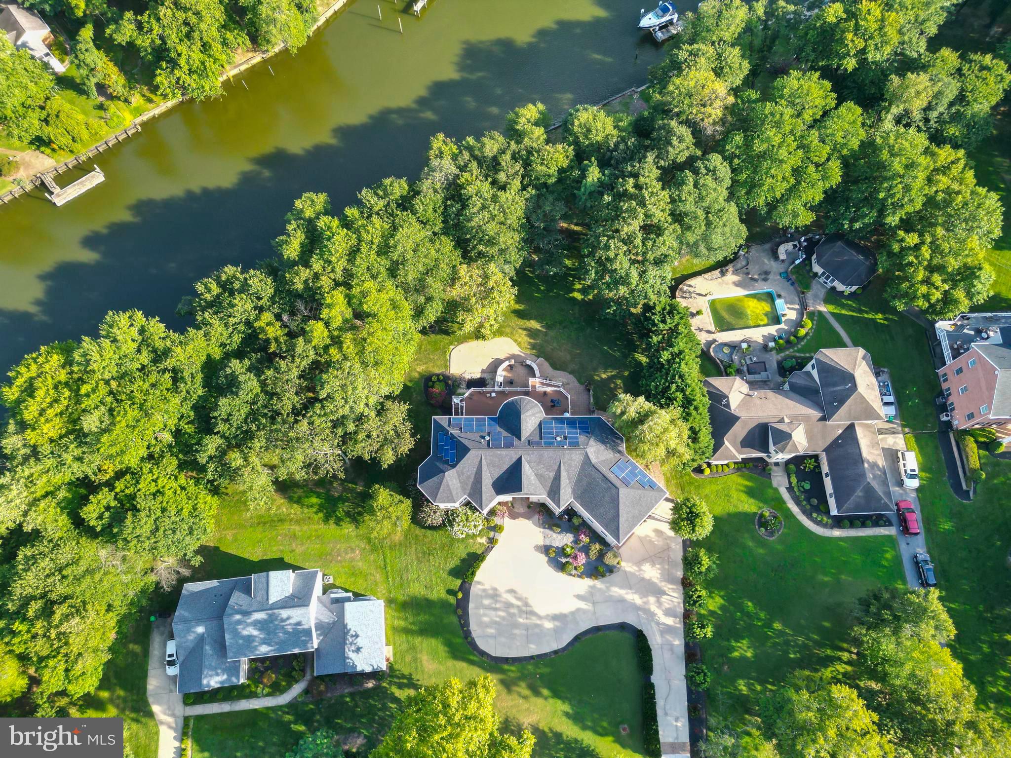 712 Swan Creek Road Fort Washington, MD 20744 - Photo 5 of 73 Aerial view with home to the left and right